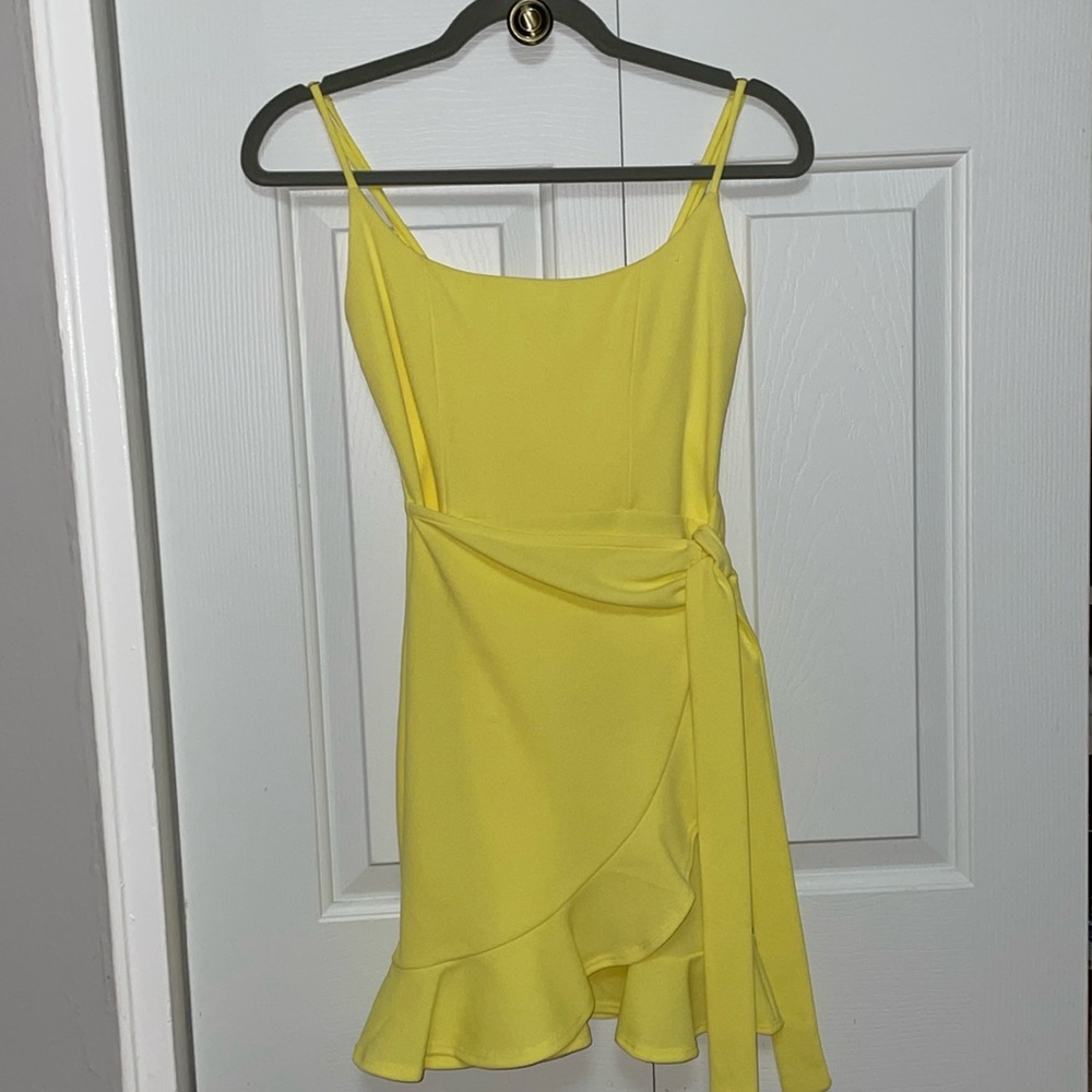 Lucy in the Sky Capri Ruffle Tie Mini Dress in Yellow - Picture 5 of 13